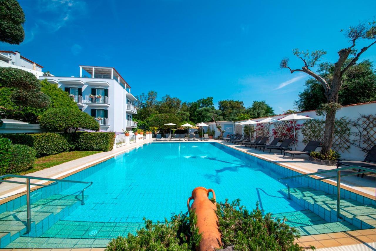 Hotel Villa Durrueli Resort & Spa イスキア島 エクステリア 写真